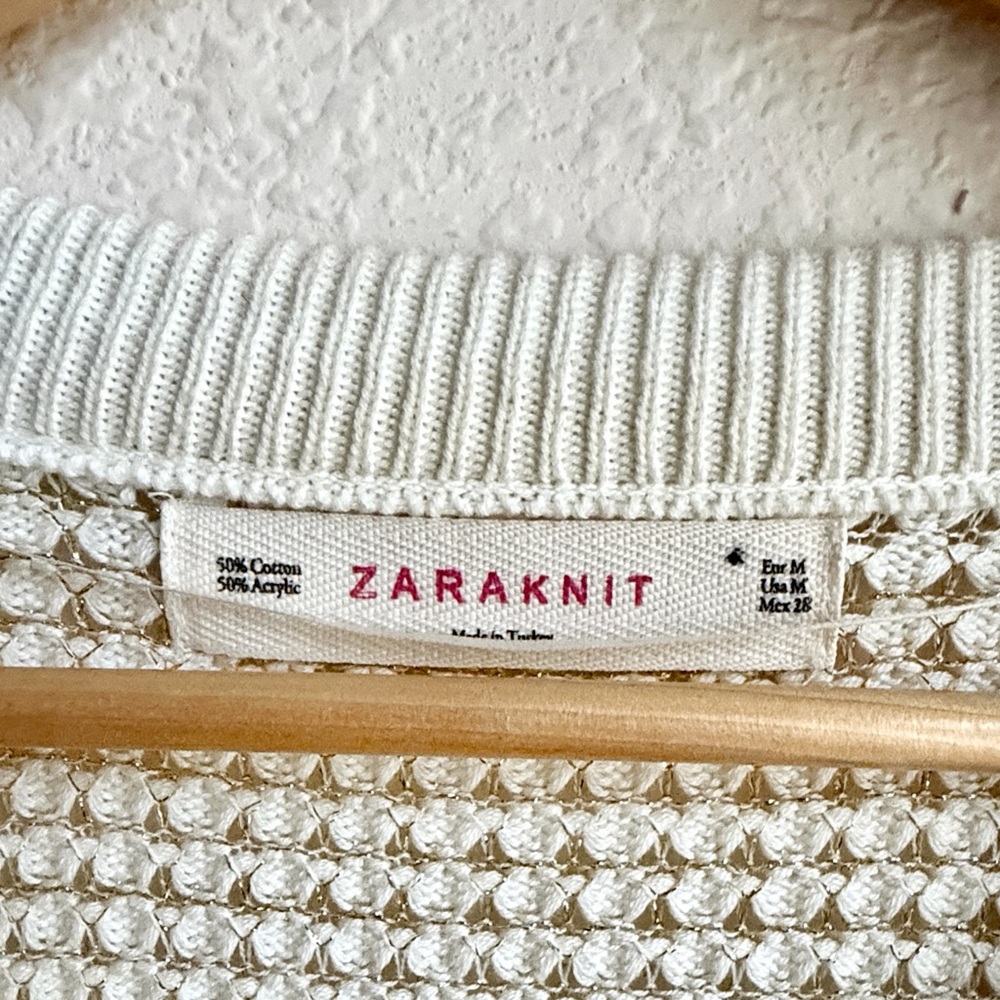 Zara Cream V-Neck Waffle Knit Cardigan Sweater - Picture 5 of 7